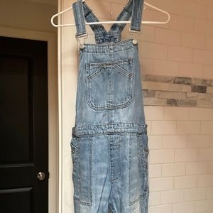 Gap overalls
